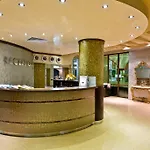Saint George Palace 圣弗拉斯