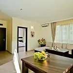 Saint George Palace 3* 圣弗拉斯