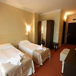 Saint George Palace 圣弗拉斯