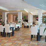 Saint George Palace 圣弗拉斯