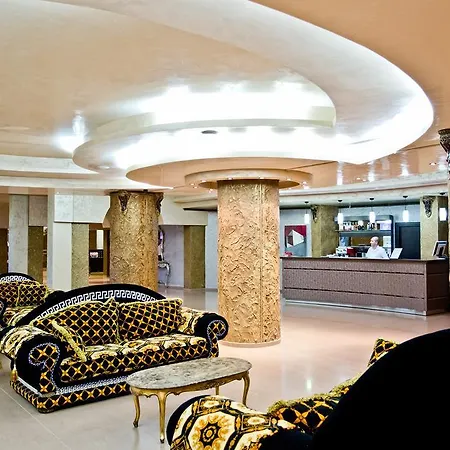 Saint George Palace ホテル 3*