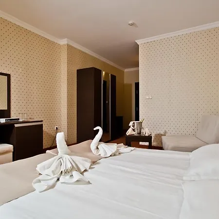 Saint George Palace 酒店