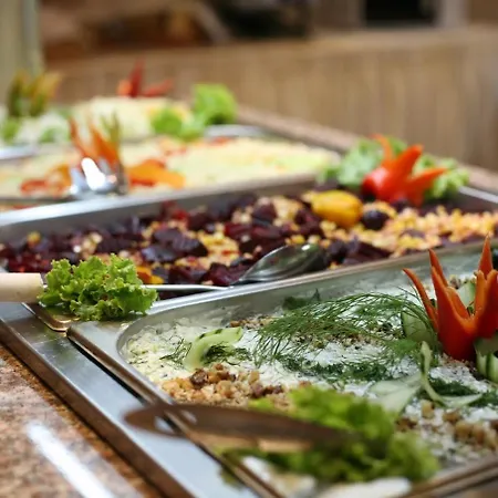 Saint George Palace 3* 圣弗拉斯