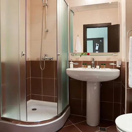 Saint George Palace 3* 圣弗拉斯