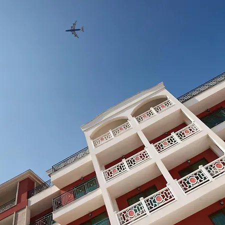 Hotel Saint George Palace