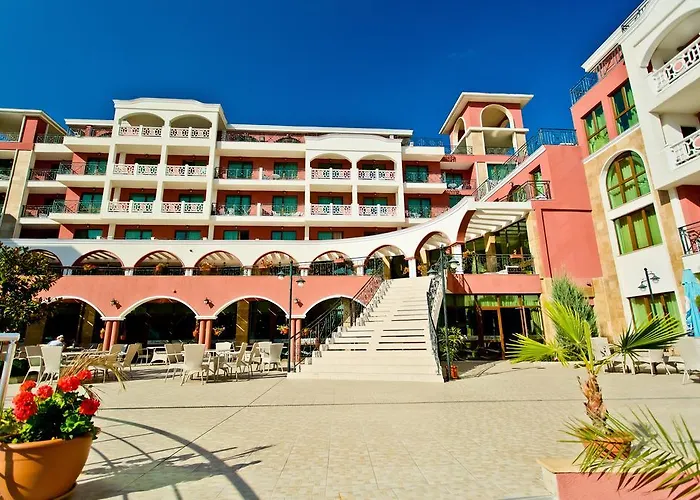 Hotell Saint George Palace 3*